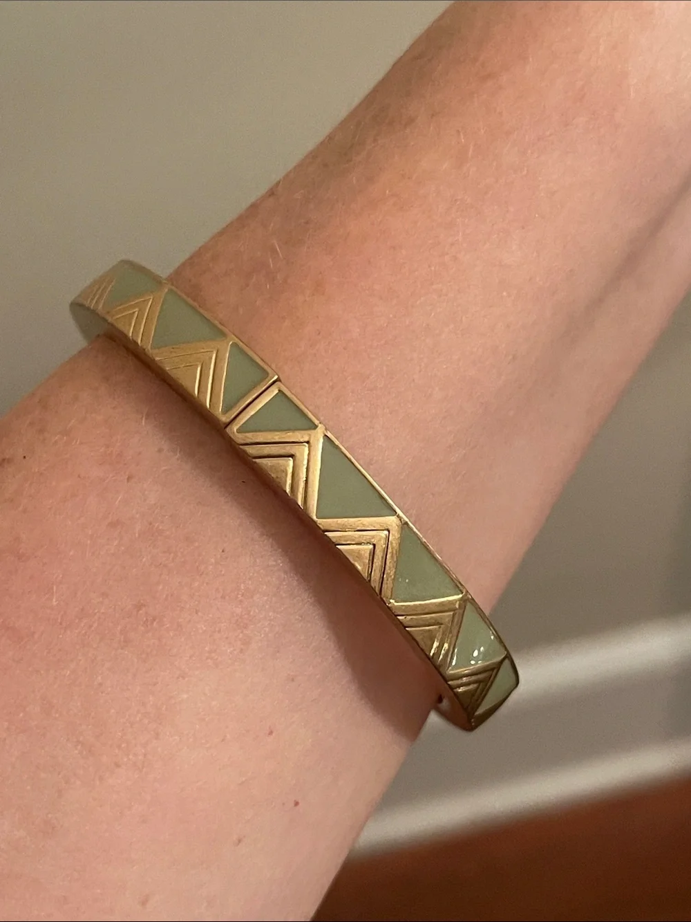 Lia Sophia “ On Point” Mint Elastic Bangle Bracelet